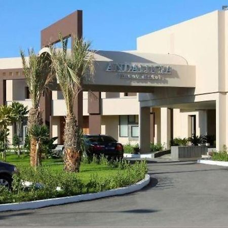 Andalucia Bizerte Plage Et Piscine Екстериор снимка